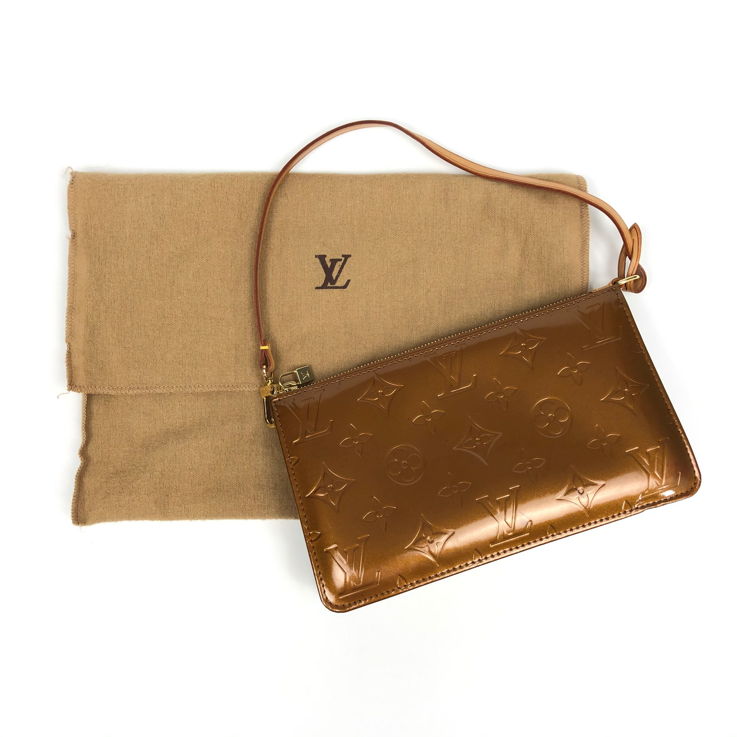 LOUIS VUITTON VERNIS POCHETTE SHOULDER BAG