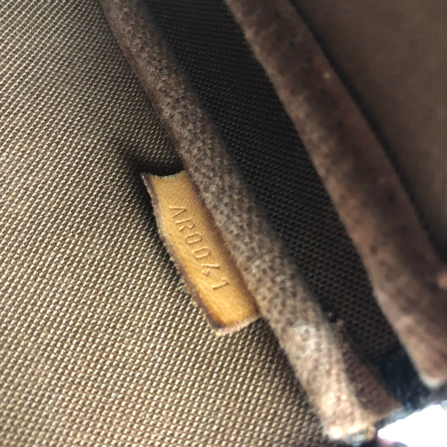 LOUIS VUITTON STEPHEN SPROUSE GRAFFITI POCHETTE BAG