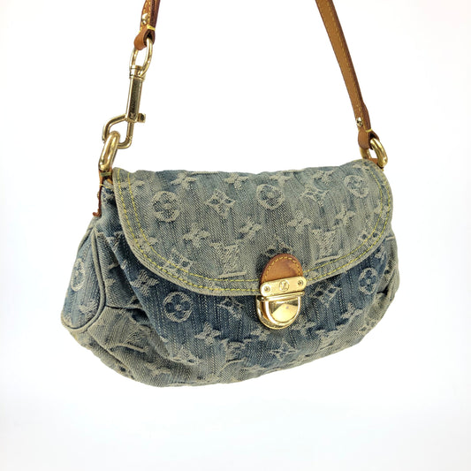 LOUIS VUITTON PLEATY DENIM SHOULDER BAG