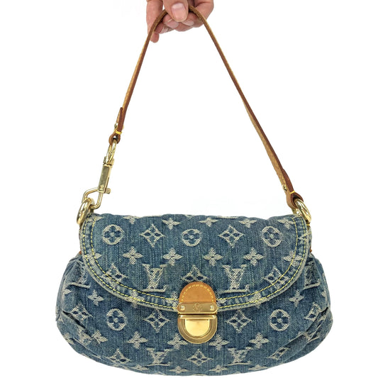 LOUIS VUITTON PLEATY DENIM SHOULDER BAG
