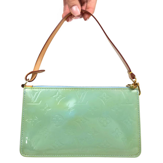 LOUIS VUITTON VERNIS SHOULDER BAG