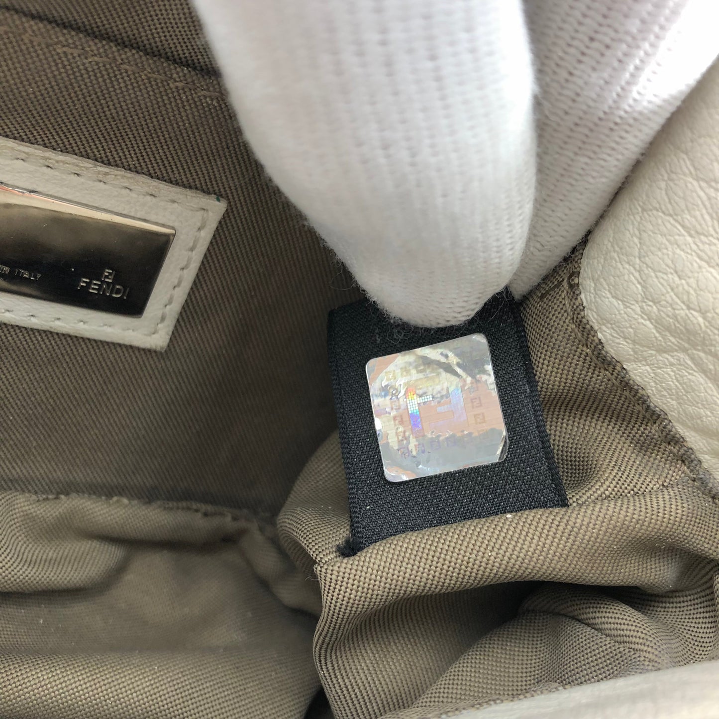 FENDI LEATHER BAGUETTE BAG