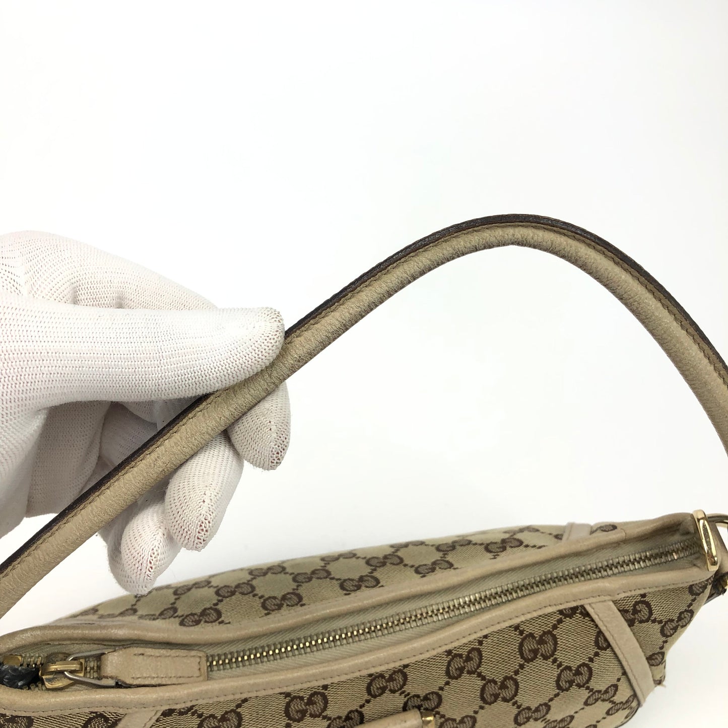 GUCCI MONOGRAM SHOULDER BAG