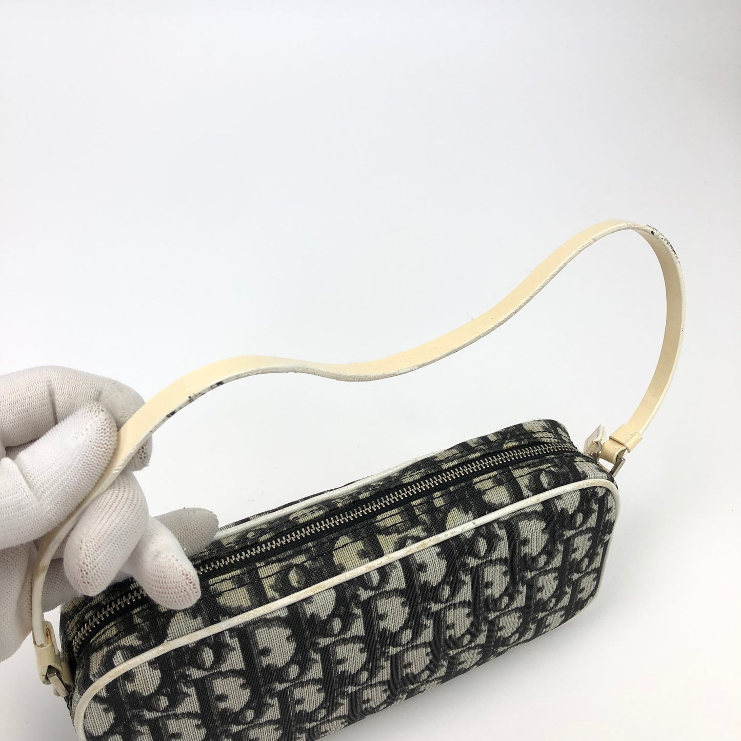 CHRISTIAN DIOR MONOGRAM SHOULDER BAG