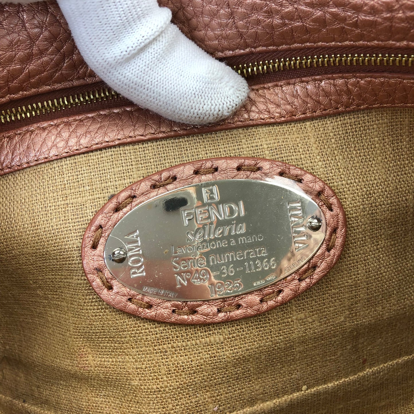 FENDI SELLERIA BAGUETTE BAG