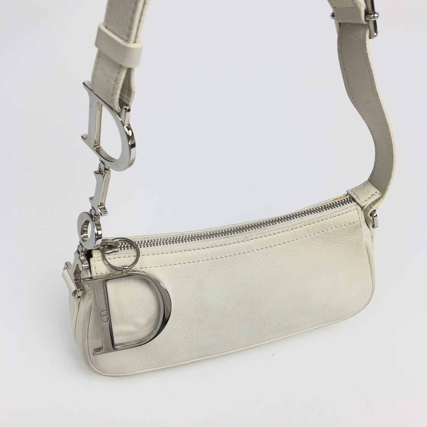 CHRISTIAN DIOR LEATHER SHOULDER BAG WITH SILVER DETAILING