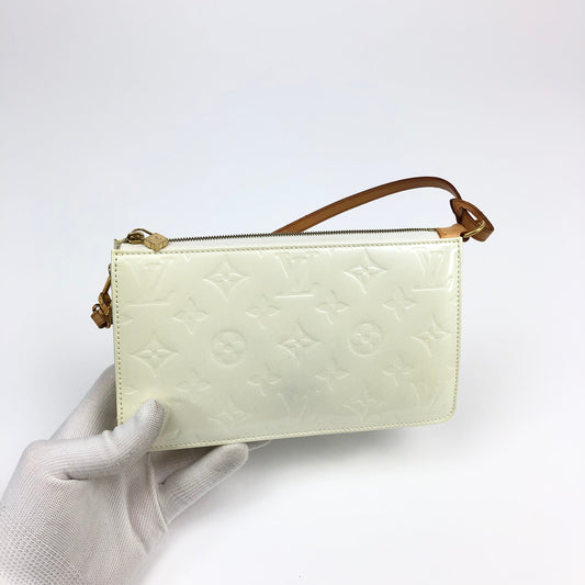 LOUIS VUITTON LEXINGTON VERNIS POCHETTE BAG