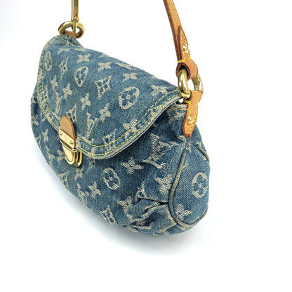LOUIS VUITTON DENIM PLEATY SHOULDER BAG