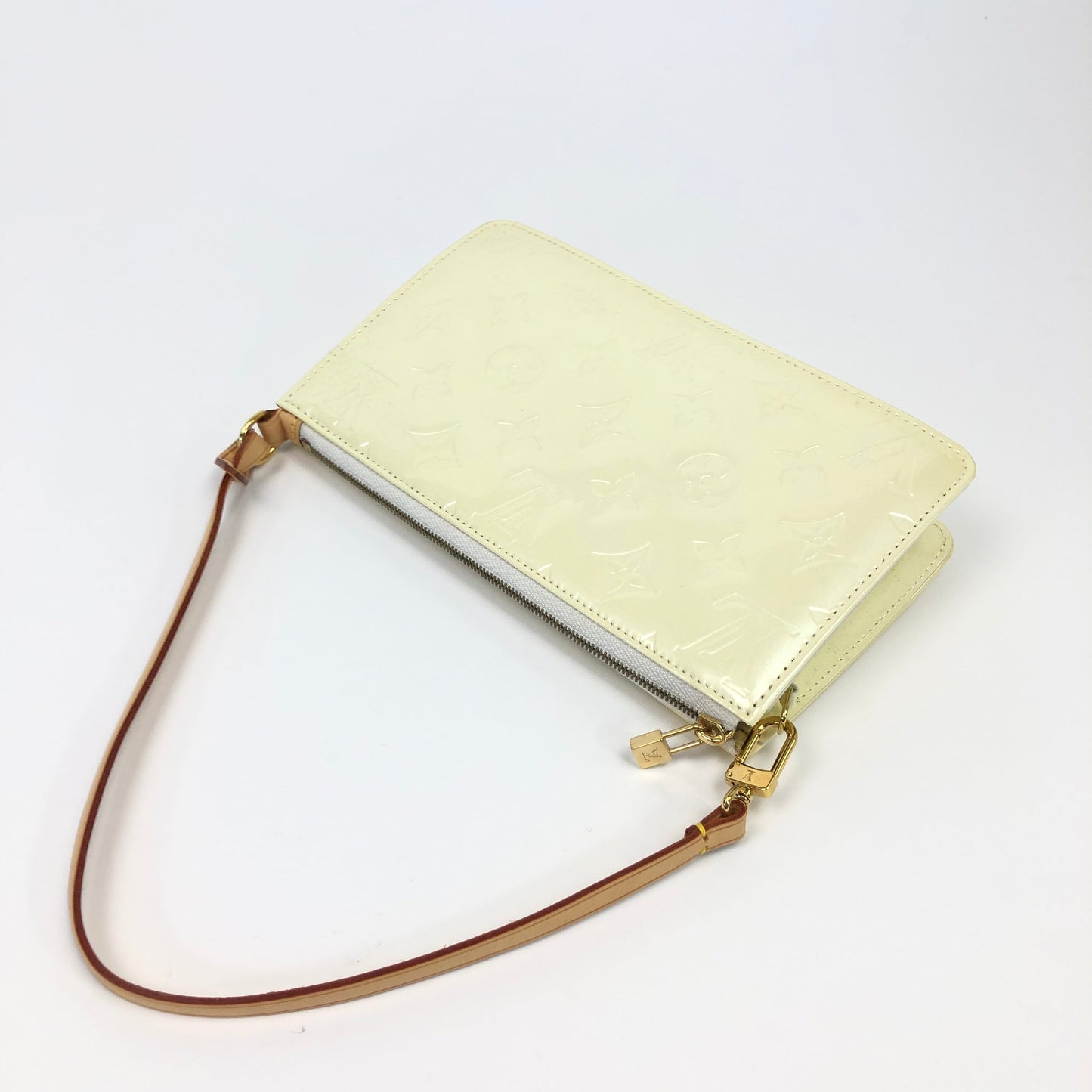 LOUIS VUITTON LEXINGTON VERNIS POCHETTE BAG