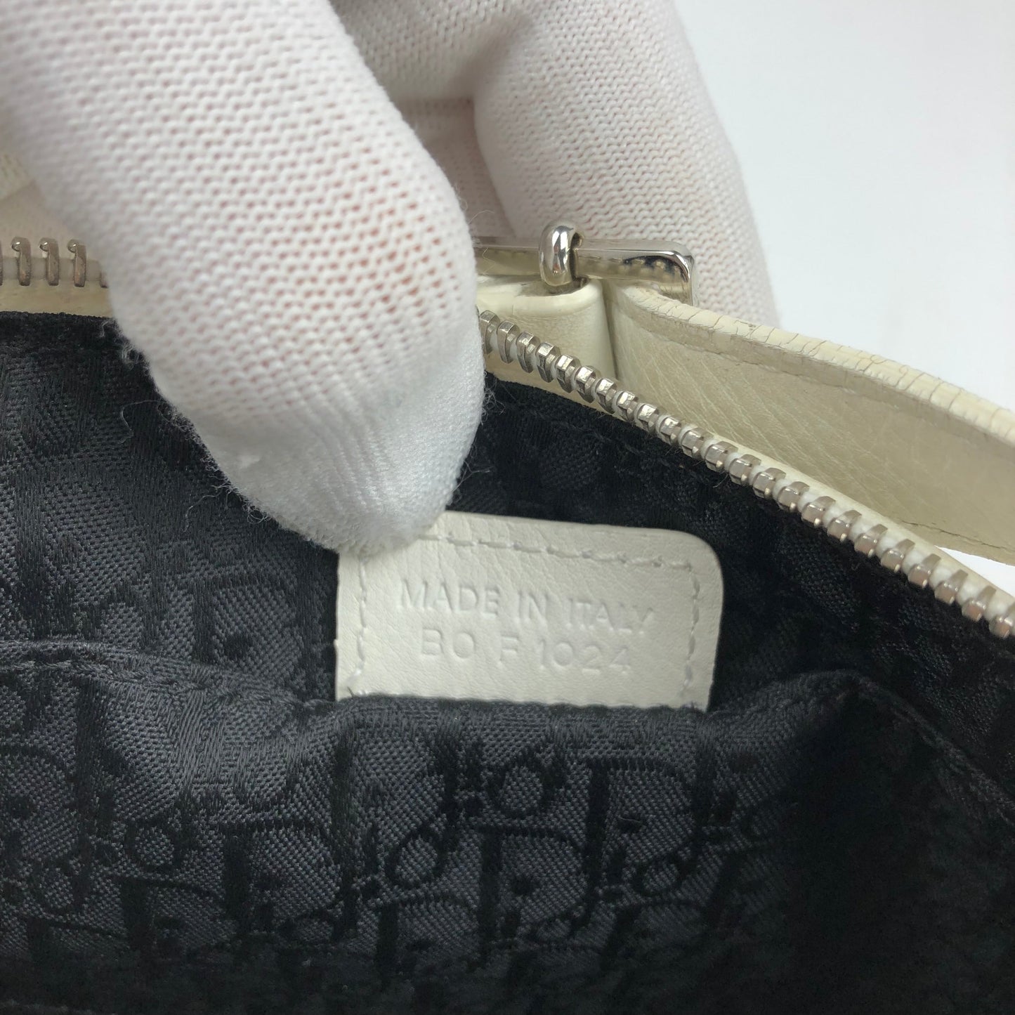 CHRISTIAN DIOR LEATHER SHOULDER BAG WITH SILVER DETAILING