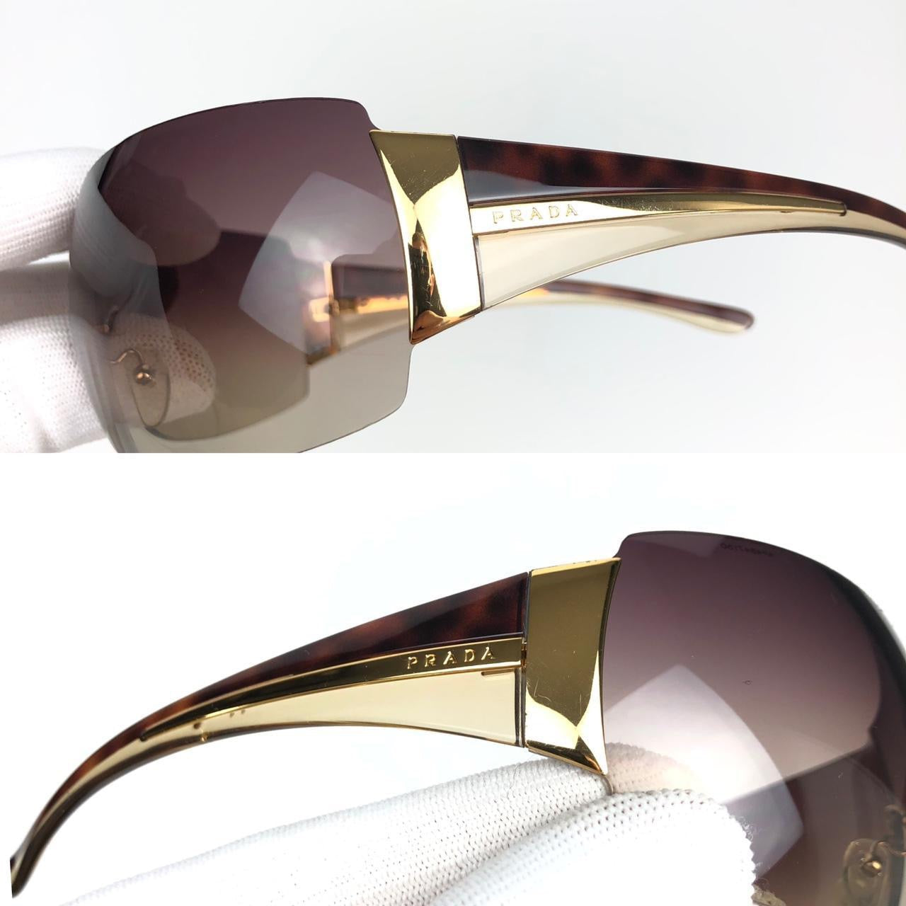 PRADA SUNGLASSES